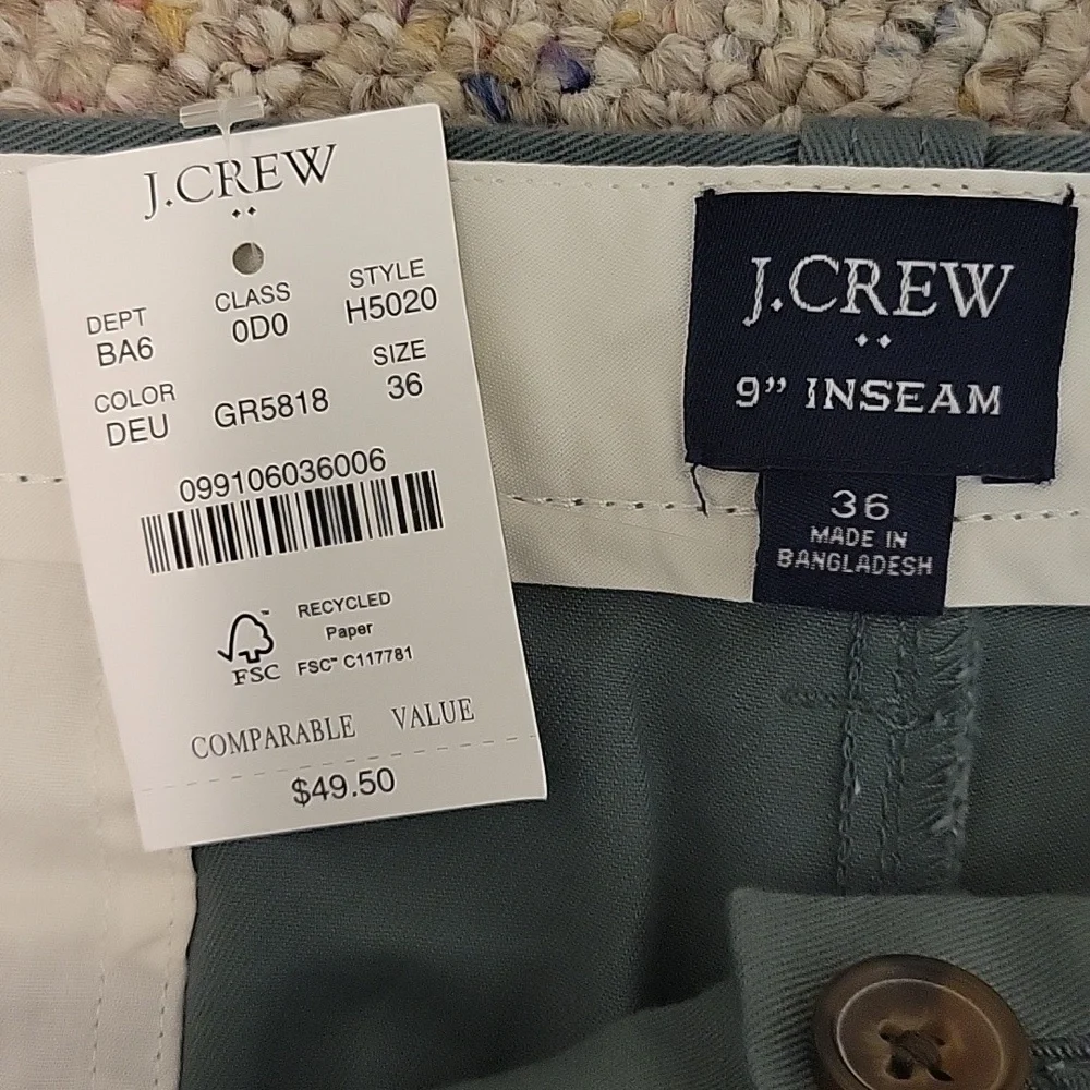 J. Crew Sage Green Flat Front Shorts, Men's Sz 36. 9